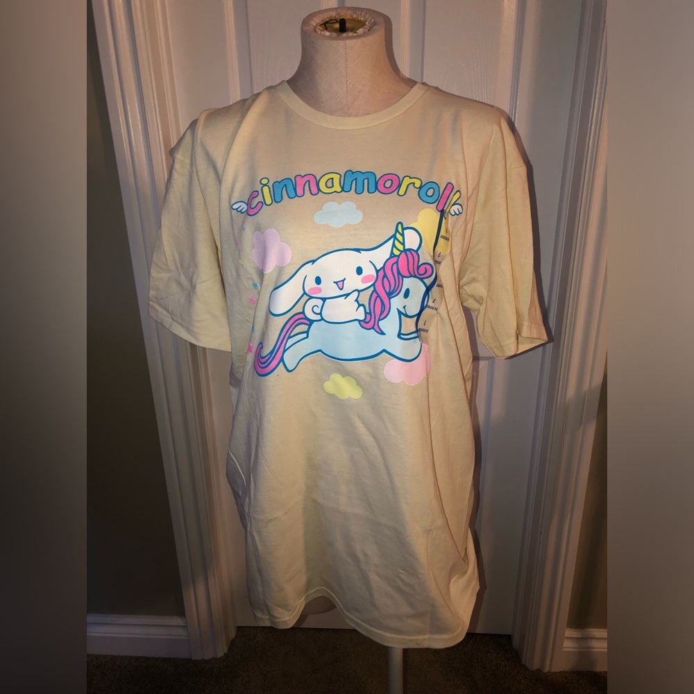 3/$20 Cinnamoroll t-shirt